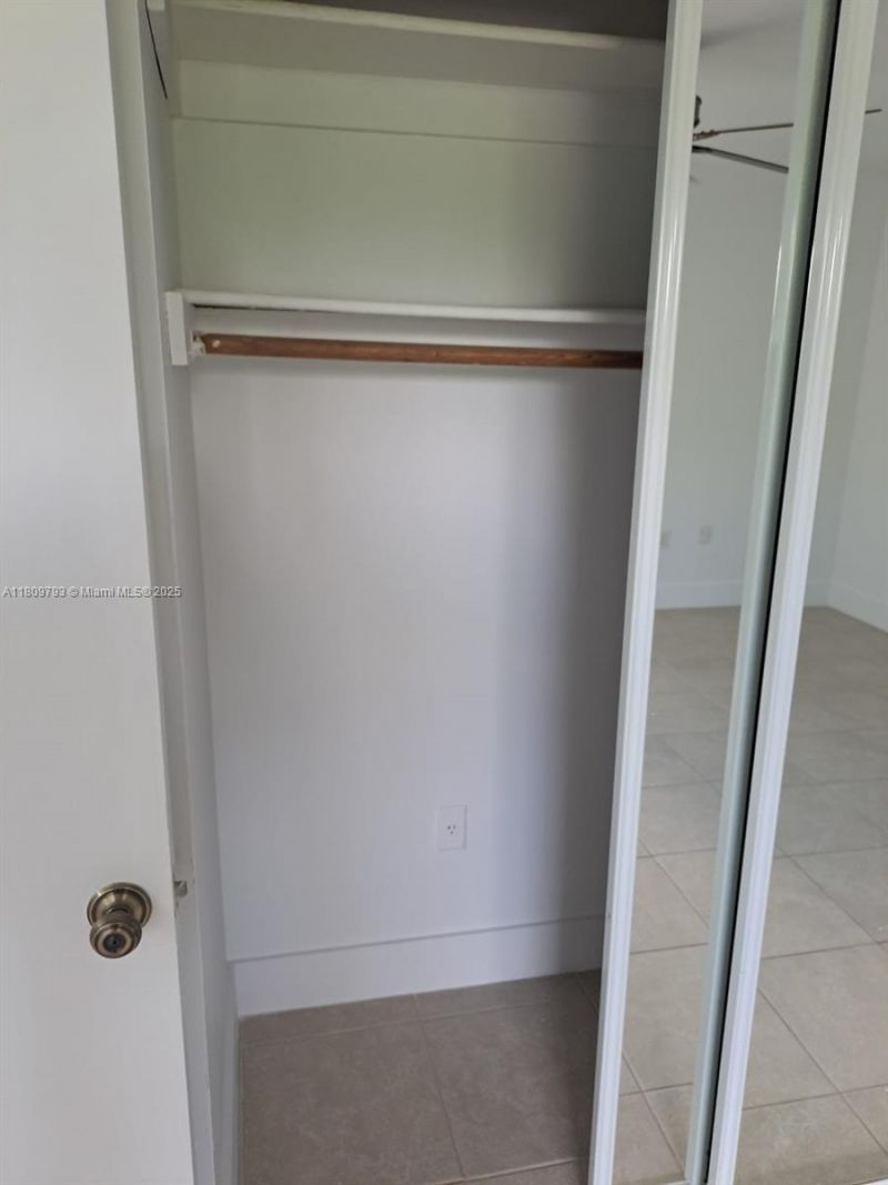 1975 NE 135th St, Unit 2D, North Miami, FL 33181 Photo