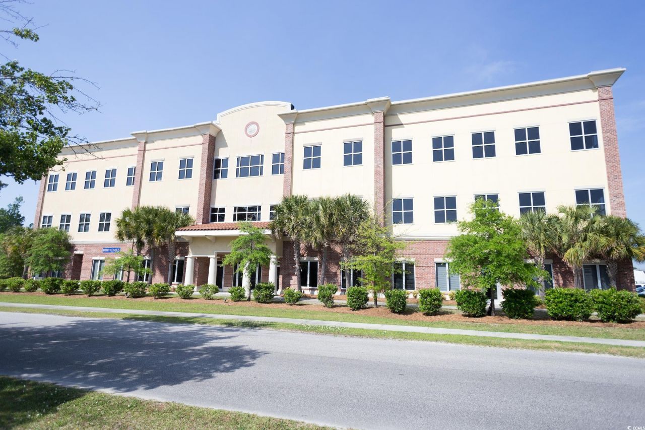 1016 N 2nd Ave. N Photo 4