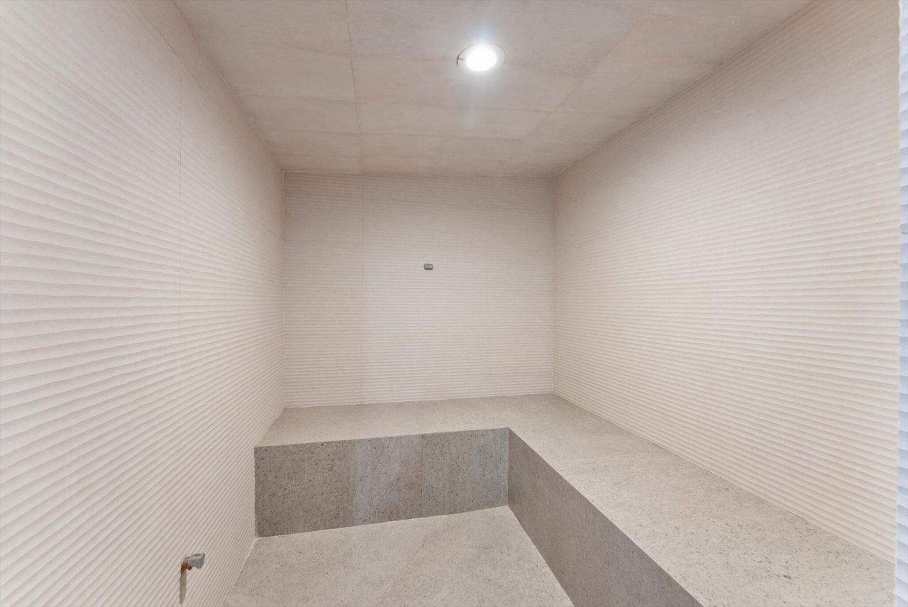 550 SE Mizner Boulevard, Unit B206, Boca Raton, FL 33432 Photo