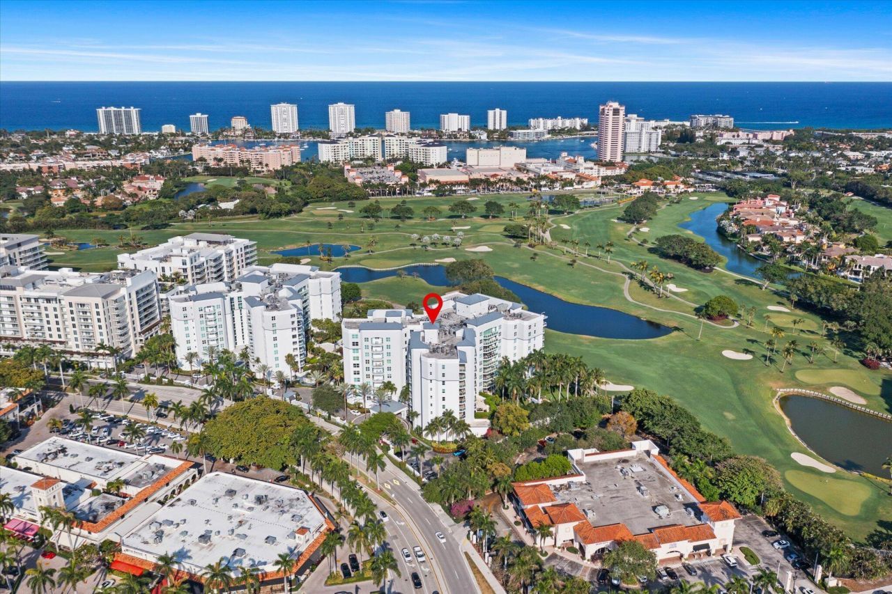 550 SE Mizner Boulevard, Unit B206, Boca Raton, FL 33432 Photo