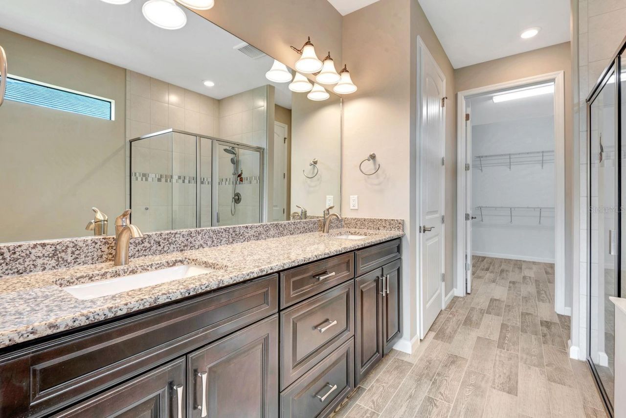 16723 Blackwater Terrace, Bradenton, FL 34202 Photo