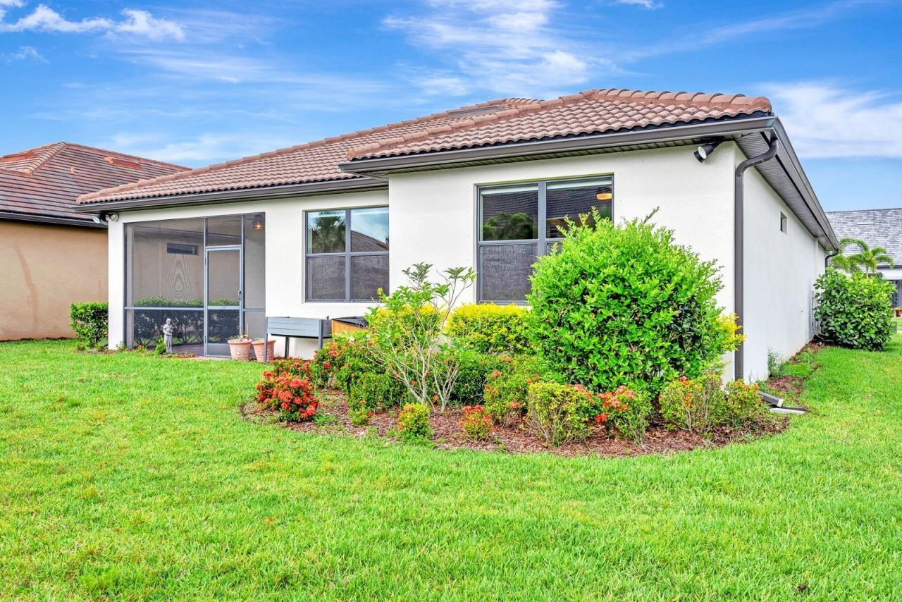 16723 Blackwater Terrace, Bradenton, FL 34202 Photo