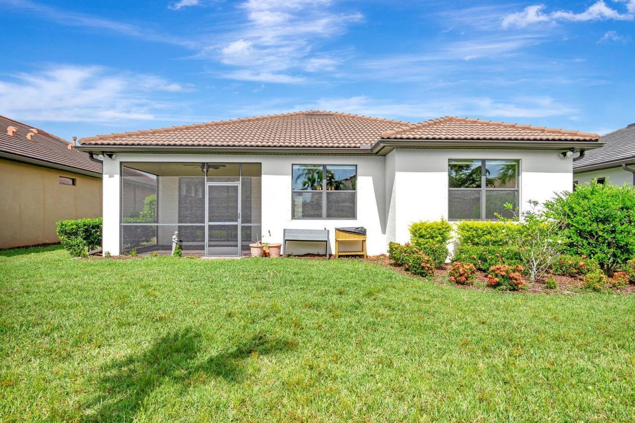 16723 Blackwater Terrace, Bradenton, FL 34202 Photo