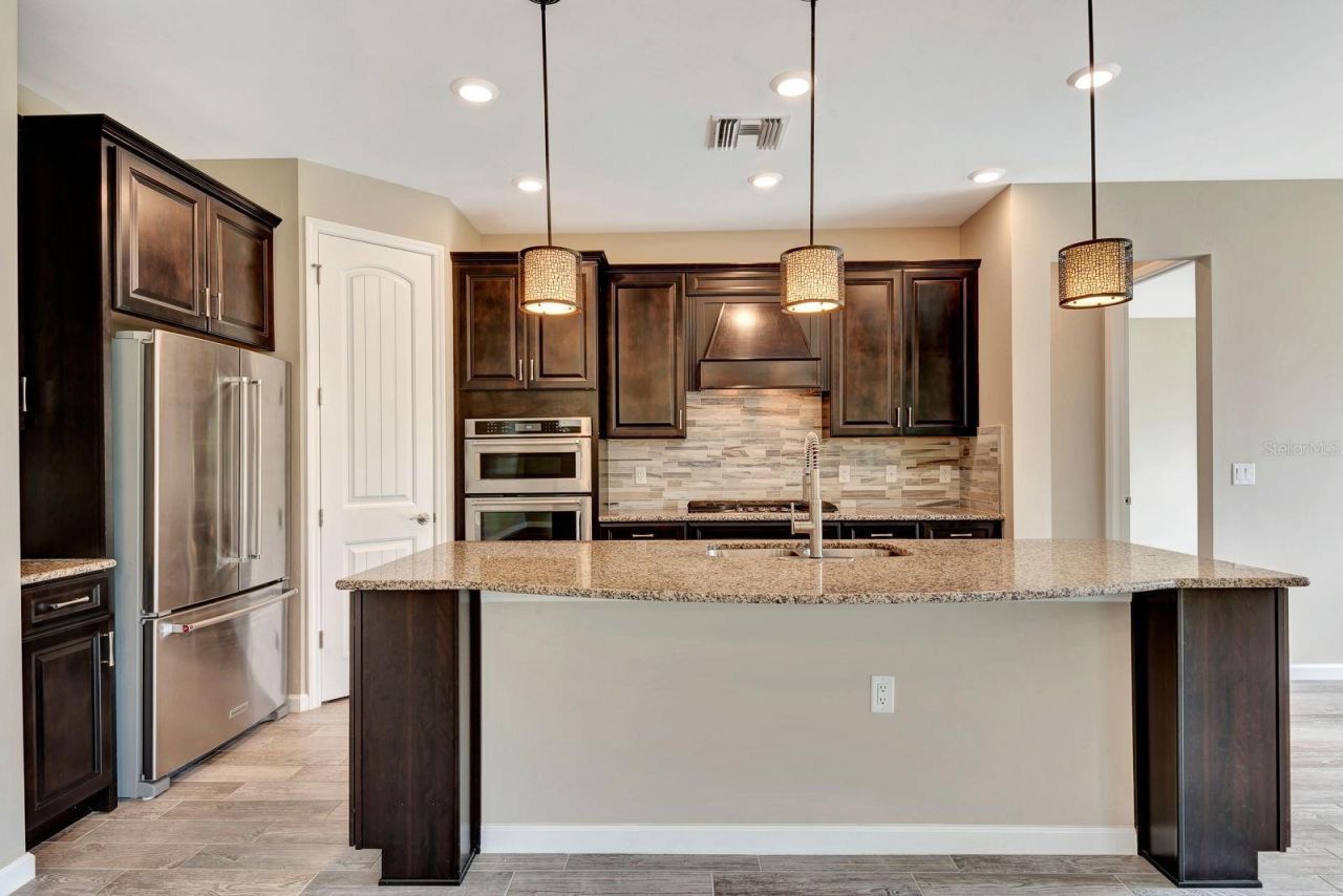 16723 Blackwater Terrace, Bradenton, FL 34202 Photo