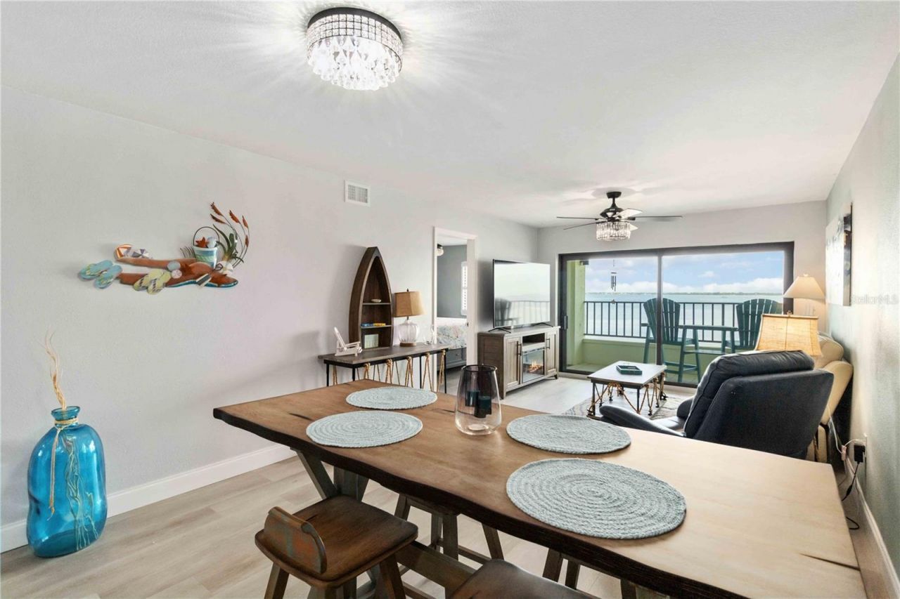 1500 Park Beach Circle, Unit 5E, Punta Gorda, FL 33950 Photo