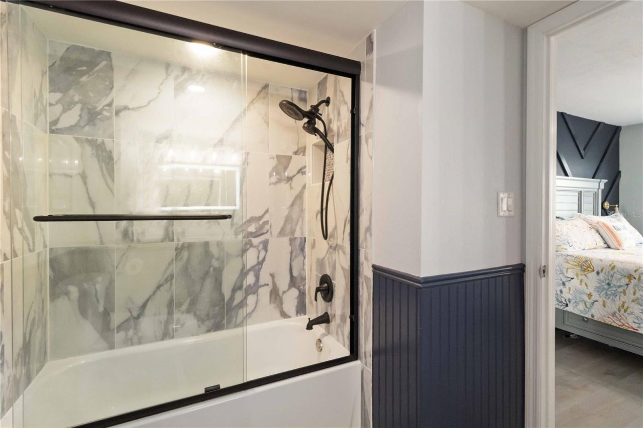 1500 Park Beach Circle, Unit 5E, Punta Gorda, FL 33950 Photo