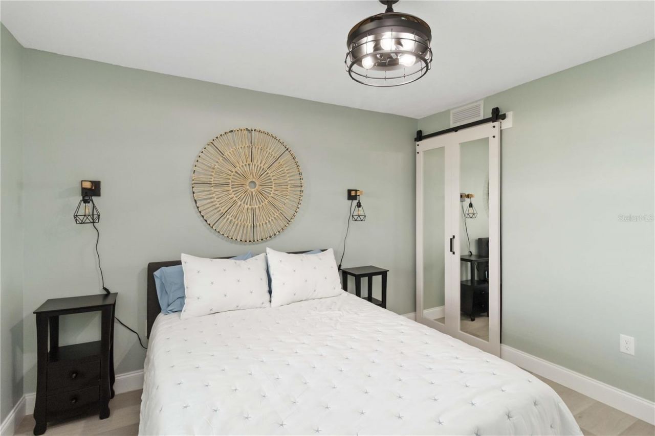 1500 Park Beach Circle, Unit 5E, Punta Gorda, FL 33950 Photo