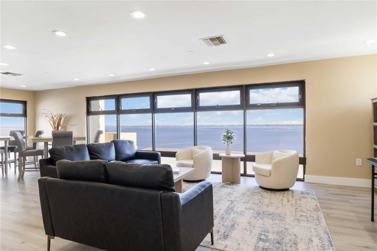 1500 Park Beach Circle, Unit 5E, Punta Gorda, FL 33950 Photo