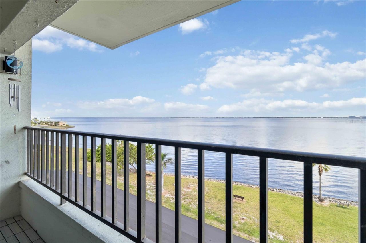 1500 Park Beach Circle, Unit 5E, Punta Gorda, FL 33950 Photo