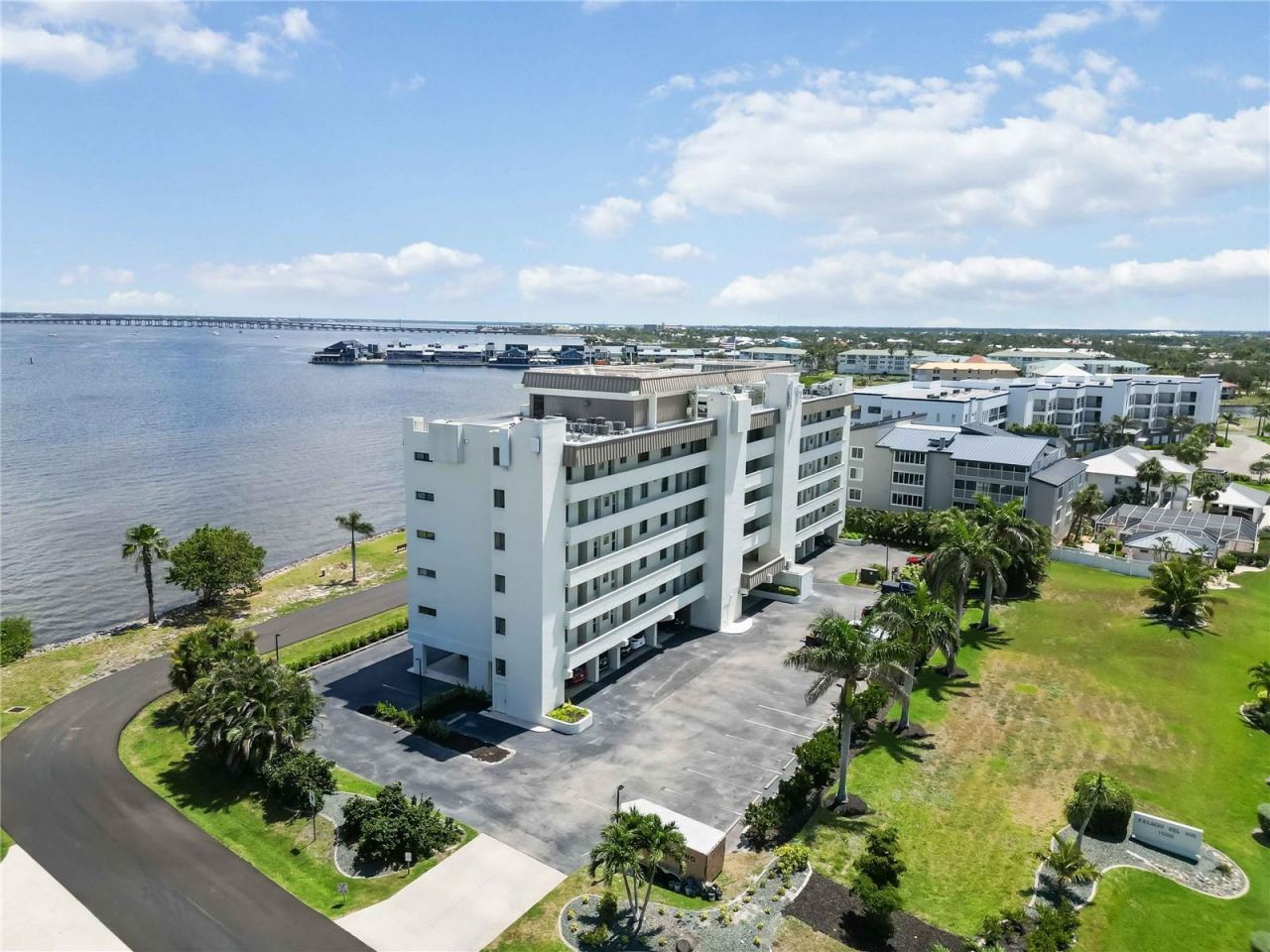 1500 Park Beach Circle, Unit 5E, Punta Gorda, FL 33950 Photo
