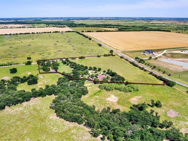 99 Calk Road, Tioga, TX 76271