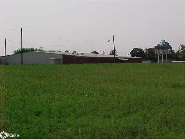 4420 Ave L, Fort Madison, IA 52627