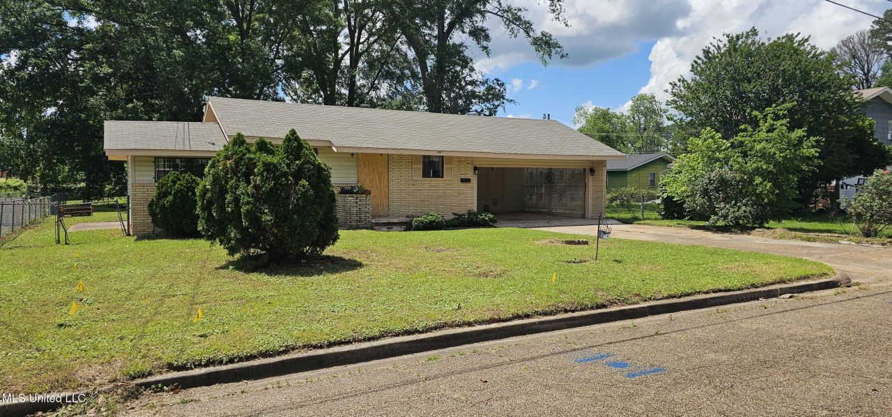 1483 Rockdale Drive, Jackson, MS 39213 Main Photo