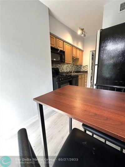 805 NE 17th Avenue, Unit 3, Fort Lauderdale, FL 33304 Photo