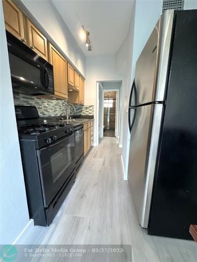 805 NE 17th Avenue, Unit 3, Fort Lauderdale, FL 33304 Photo