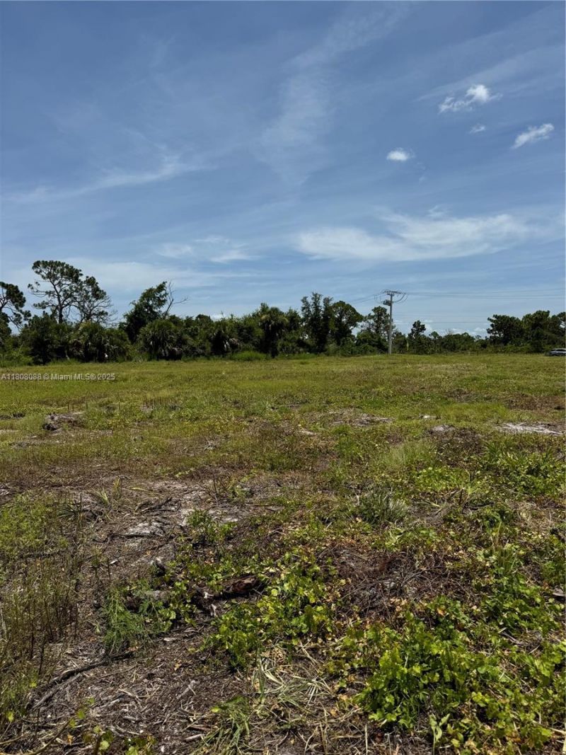 23 Rotonda Plpz, Rotonda West, FL 33947 Photo