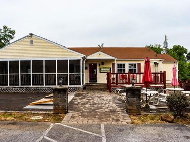 3313 Old Forest Road, Lynchburg, VA 24501