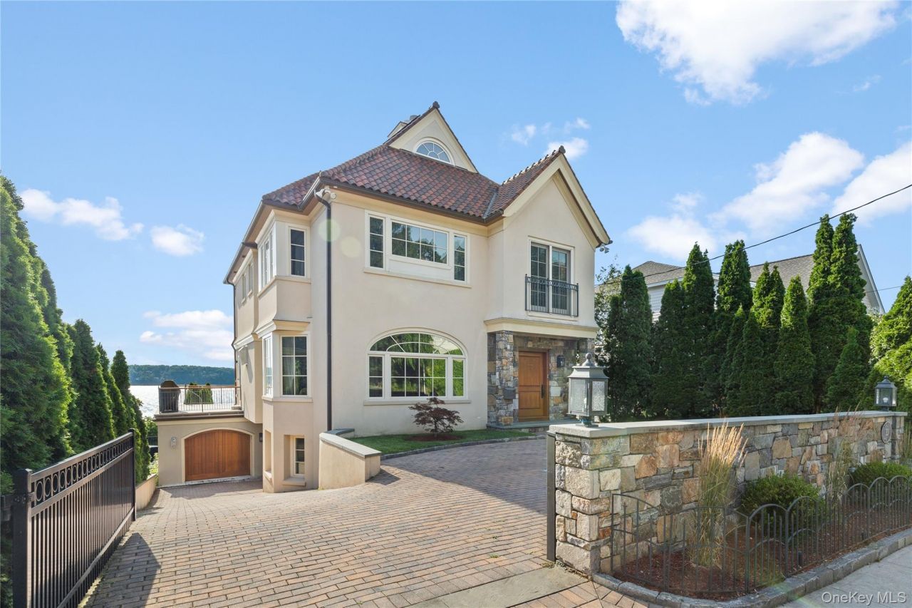 33 Livingston Avenue, Dobbs Ferry, NY 10522 Main Photo