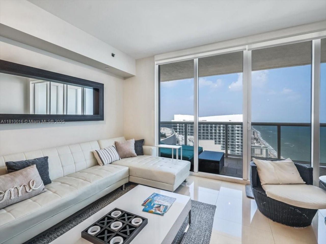 1830 S Ocean Dr, Unit 5009, Hallandale Beach, FL 33009 Photo