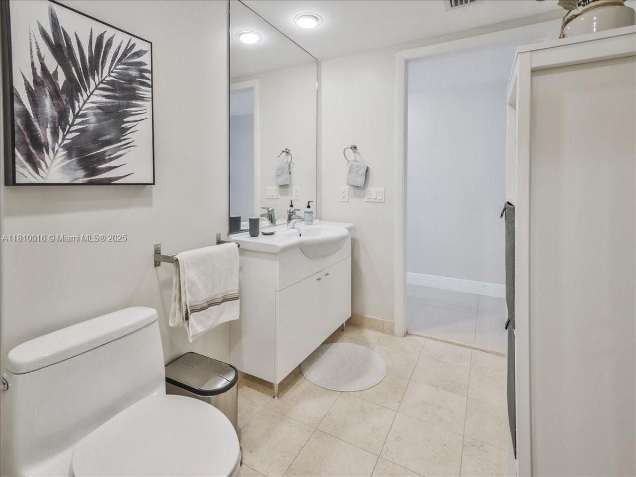 1830 S Ocean Dr, Unit 5009, Hallandale Beach, FL 33009 Photo
