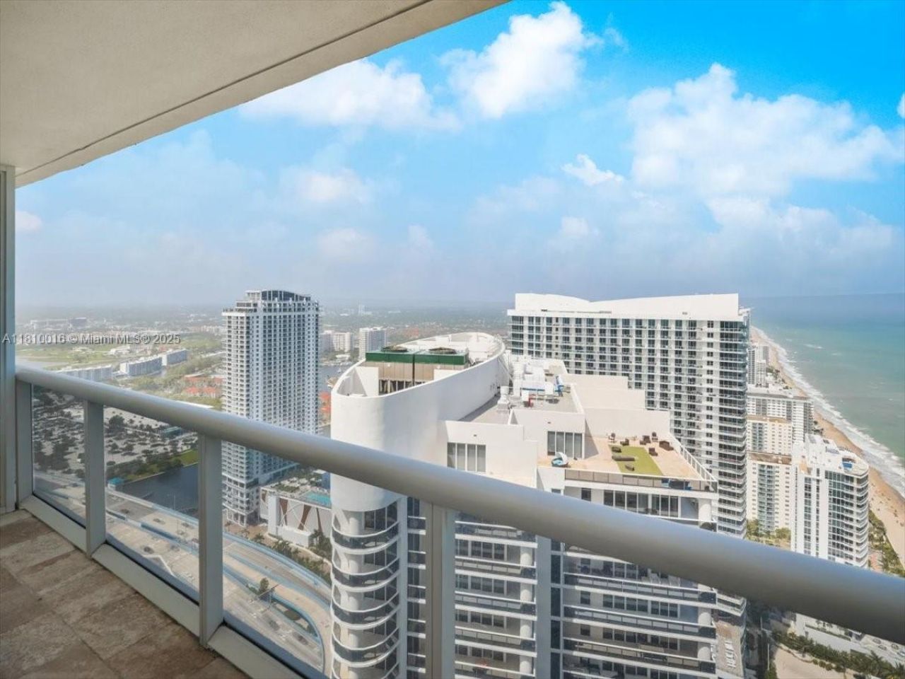 1830 S Ocean Dr, Unit 5009, Hallandale Beach, FL 33009 Photo