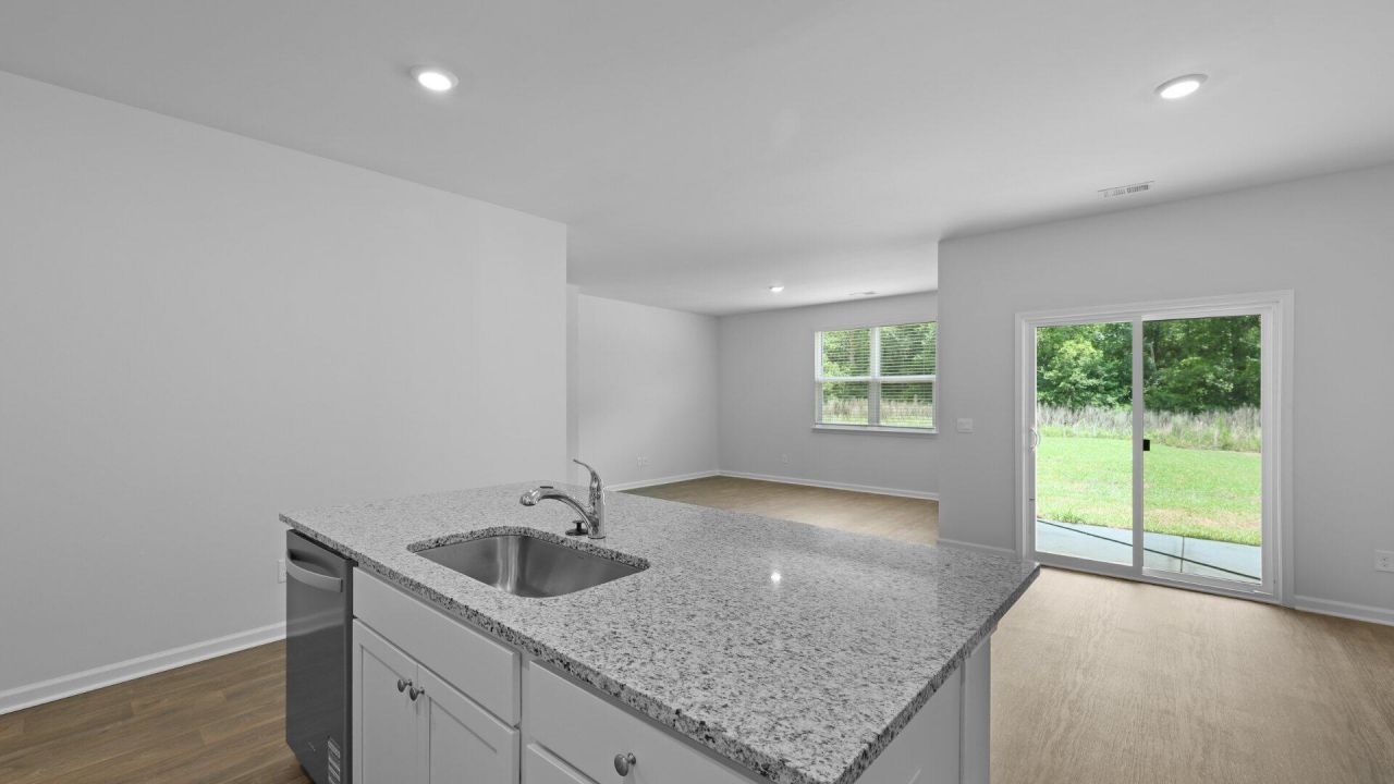 1100 Mulligan Drive Photo 5