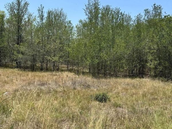 325 County Ave., Sutherland Springs, TX 78161