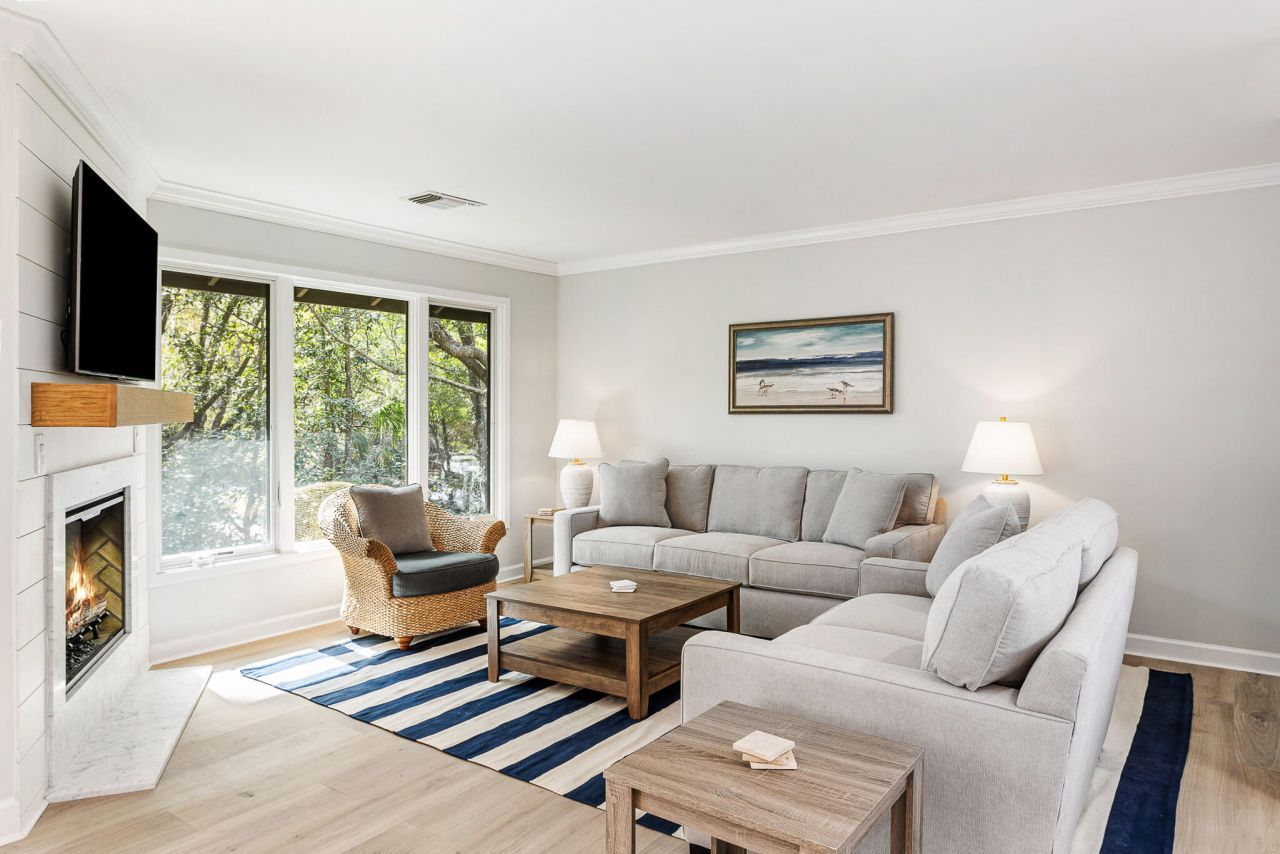 1355 Dunlin Court Photo 7