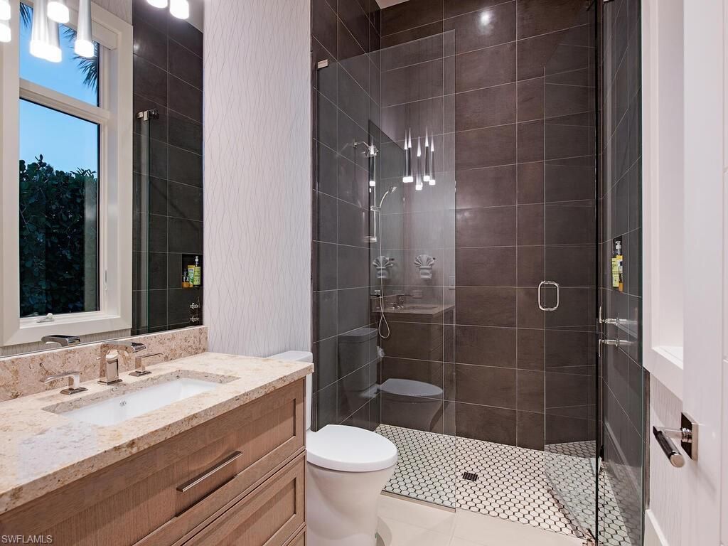 661 Galleon Dr, Naples, FL 34102 Photo