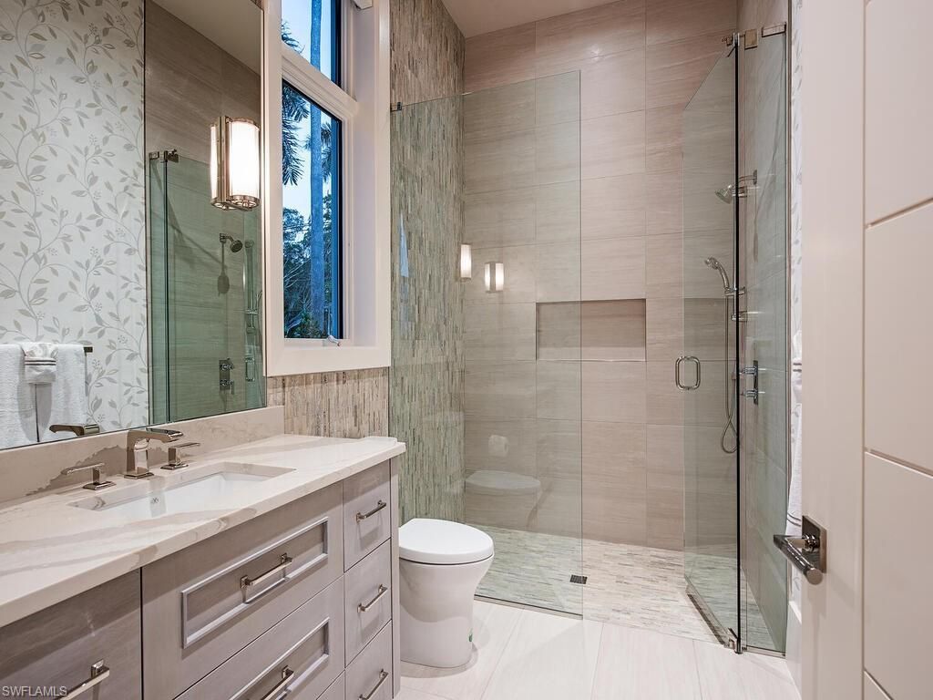 661 Galleon Dr, Naples, FL 34102 Photo