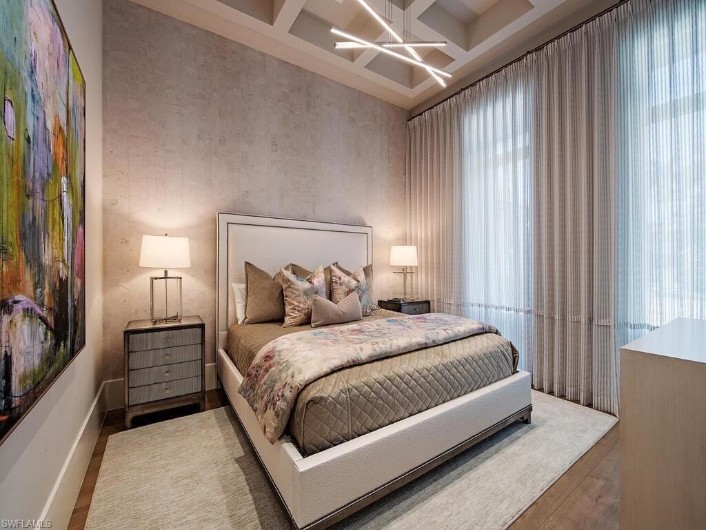 661 Galleon Dr, Naples, FL 34102 Photo