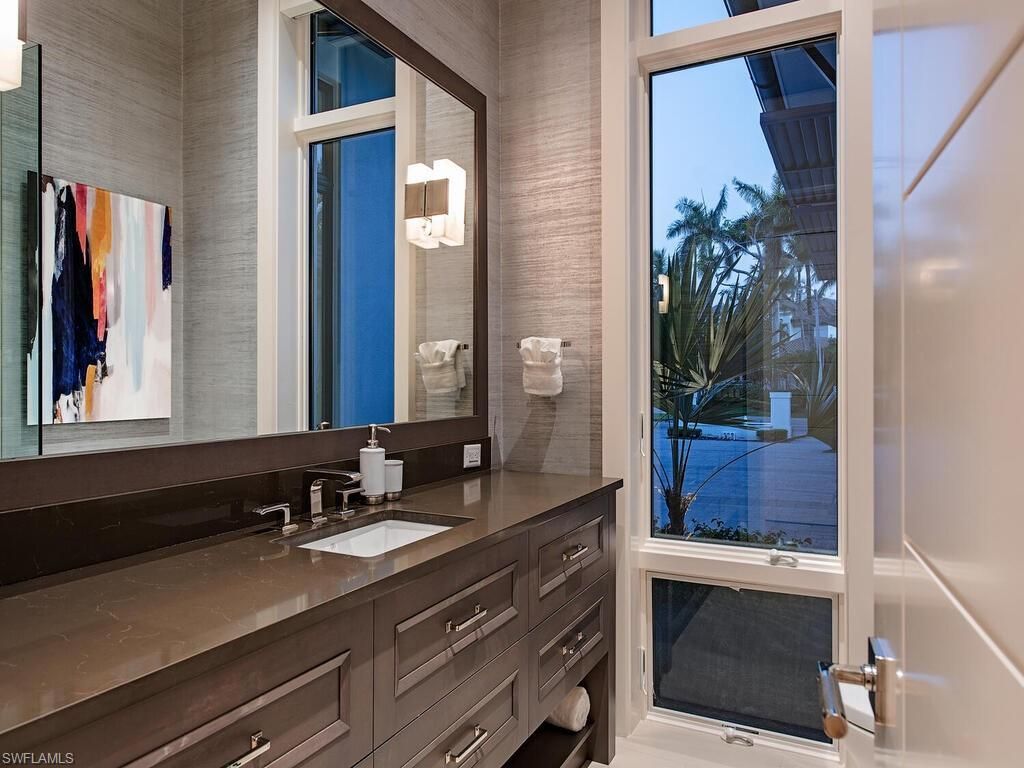 661 Galleon Dr, Naples, FL 34102 Photo