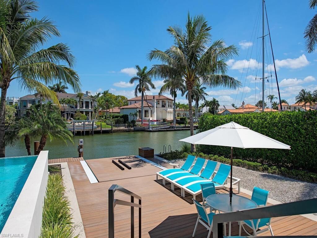 661 Galleon Dr, Naples, FL 34102 Photo