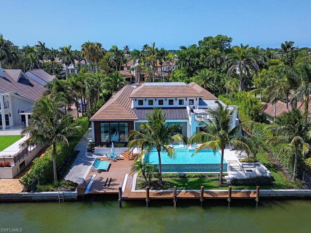 661 Galleon Dr, Naples, FL 34102 Photo