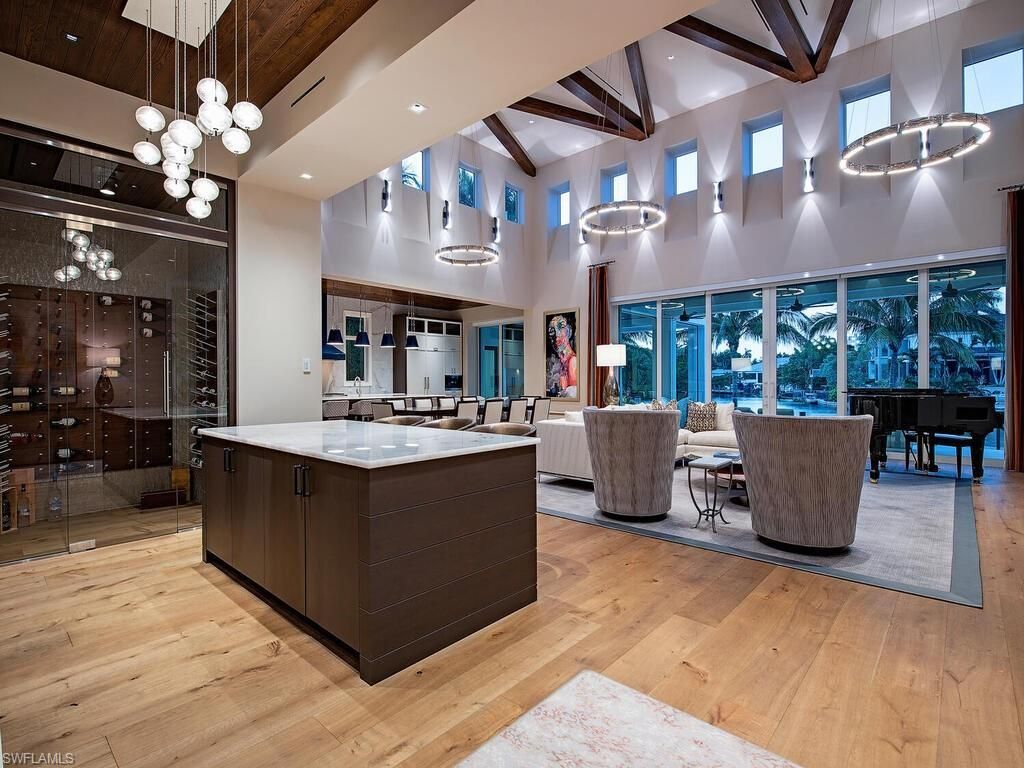 661 Galleon Dr, Naples, FL 34102 Photo