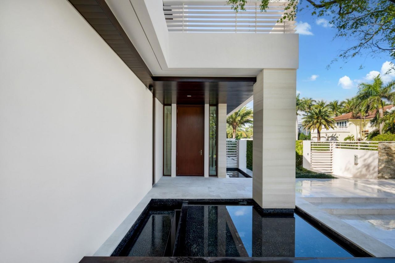 10 Pelican Drive, Fort Lauderdale, FL 33301 Photo