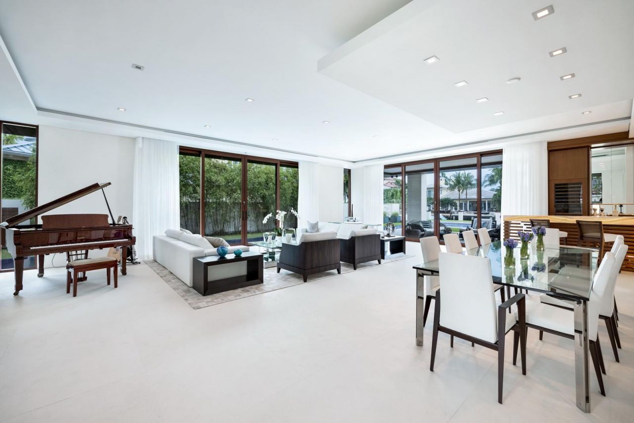 10 Pelican Drive, Fort Lauderdale, FL 33301 Photo