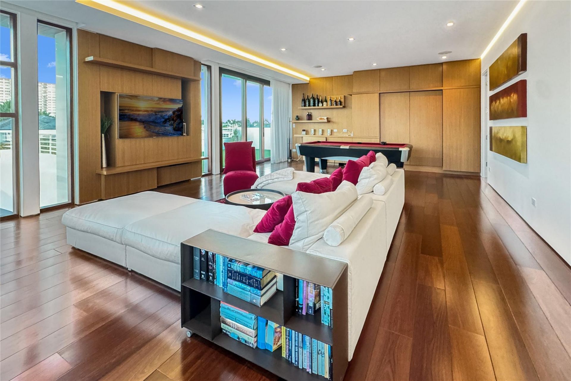 10 Pelican Drive, Fort Lauderdale, FL 33301 Photo