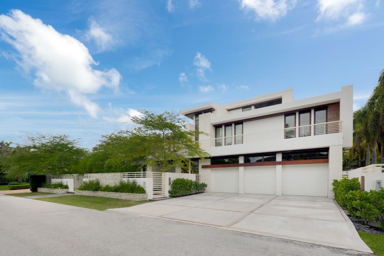 10 Pelican Drive, Fort Lauderdale, FL 33301 Photo