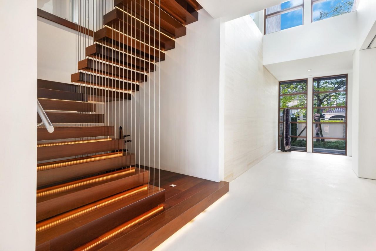 10 Pelican Drive, Fort Lauderdale, FL 33301 Photo