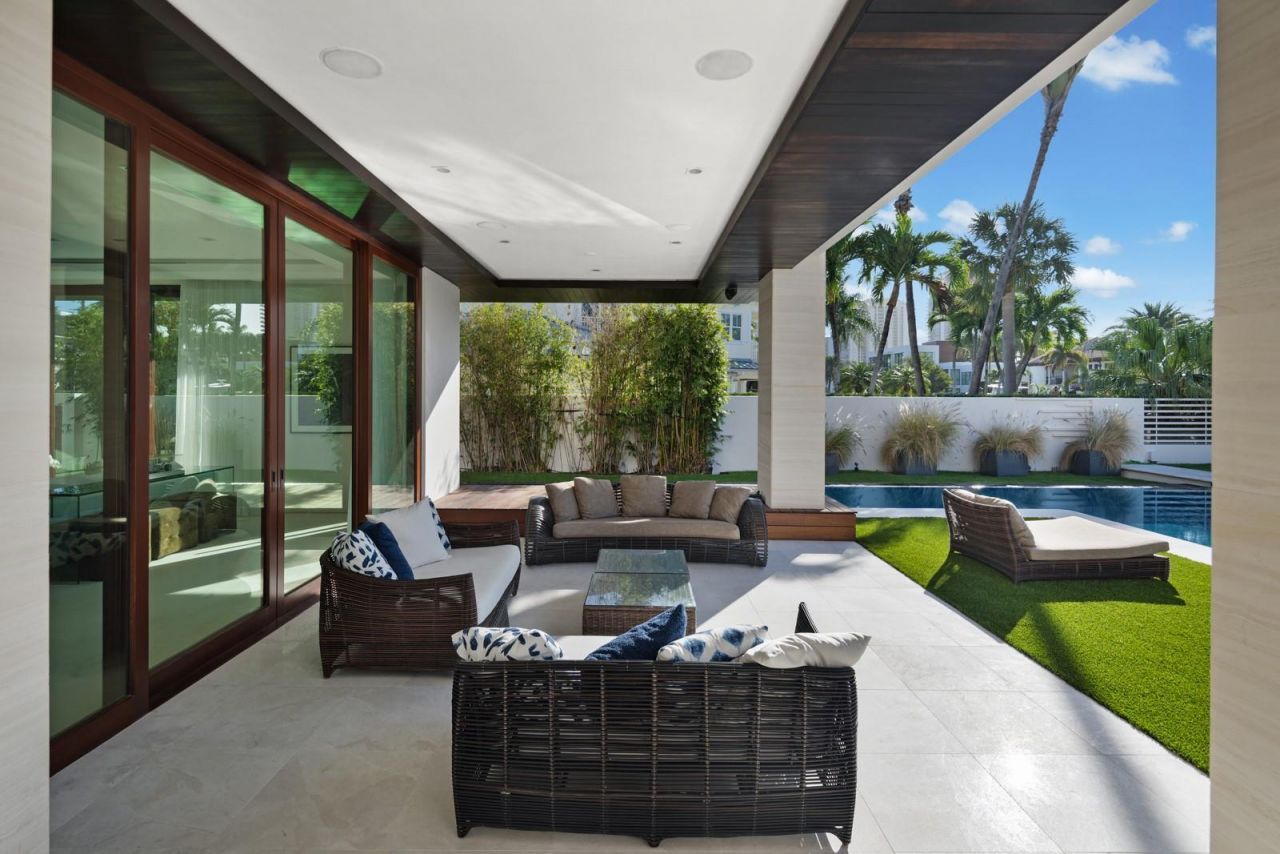 10 Pelican Drive, Fort Lauderdale, FL 33301 Photo