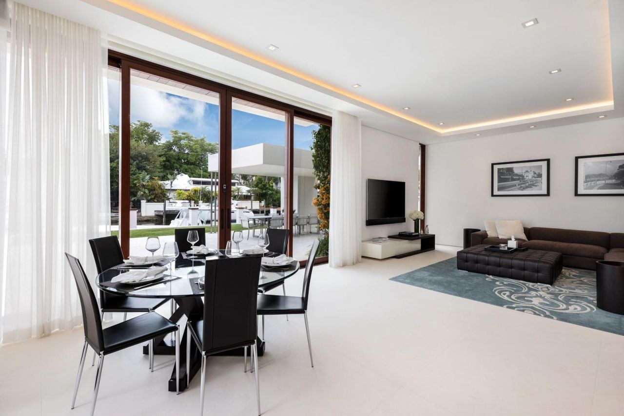 10 Pelican Drive, Fort Lauderdale, FL 33301 Photo