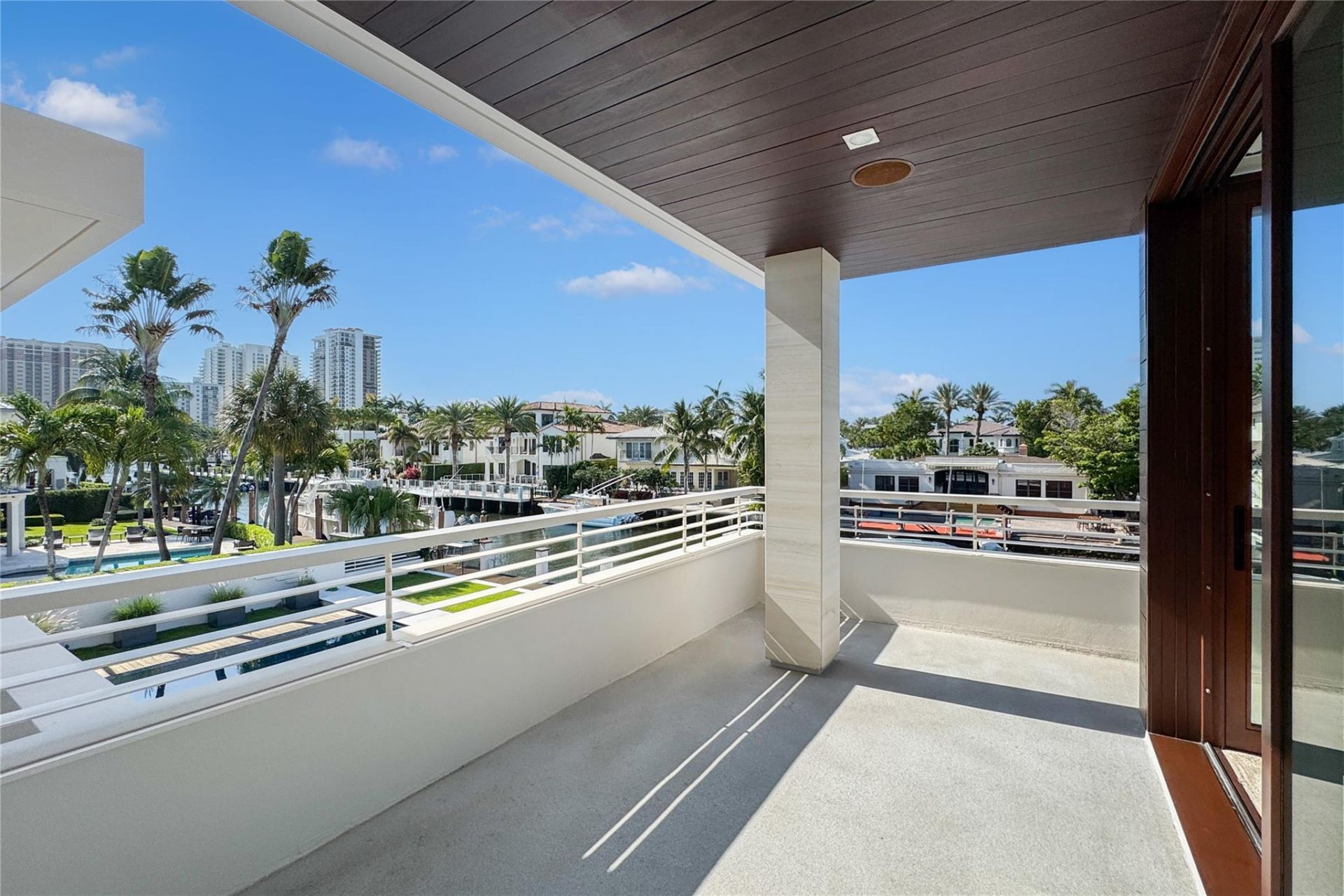 10 Pelican Drive, Fort Lauderdale, FL 33301 Photo