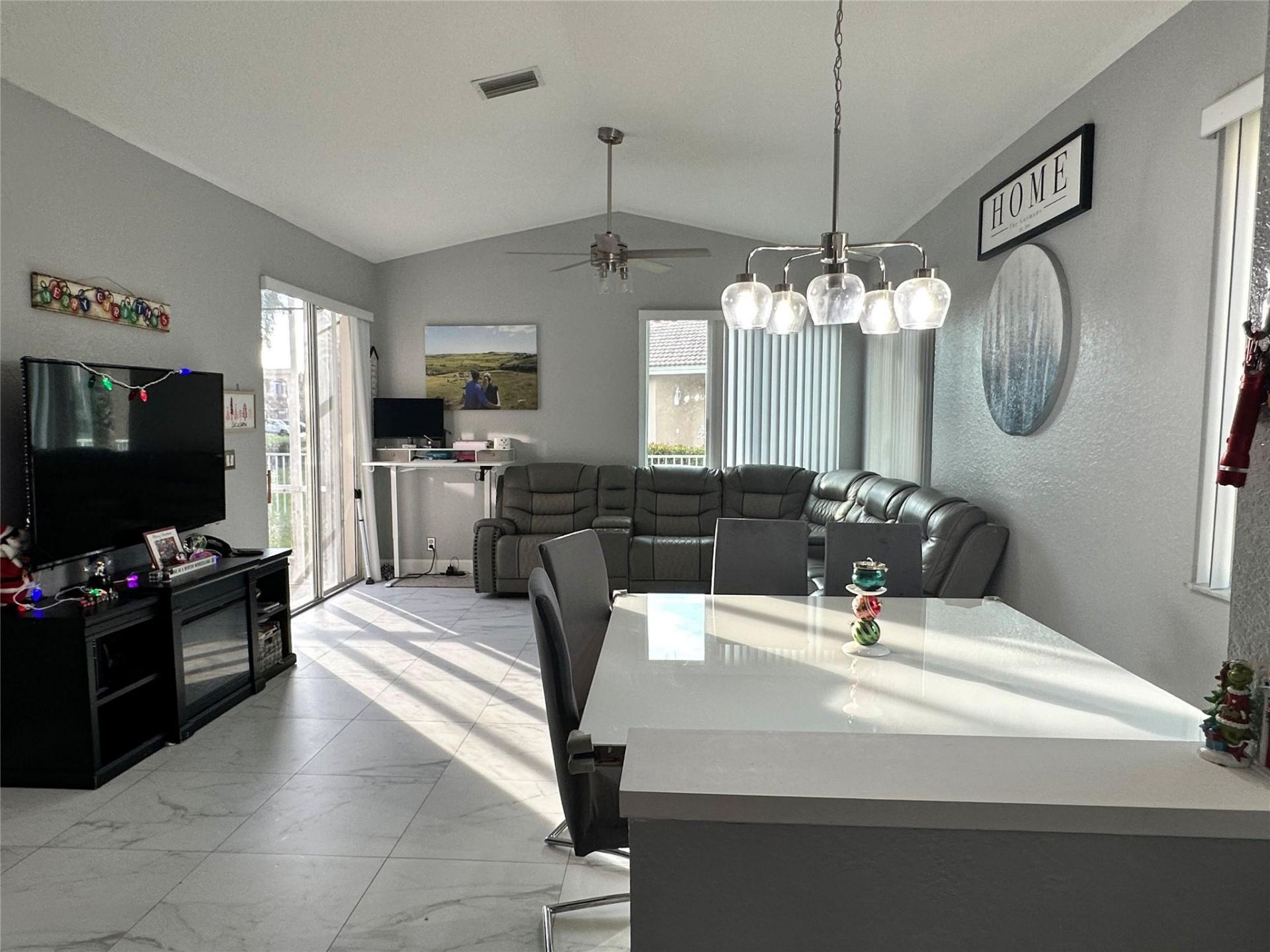 1102 SW 158th Avenue, Pembroke Pines, FL 33027 Photo