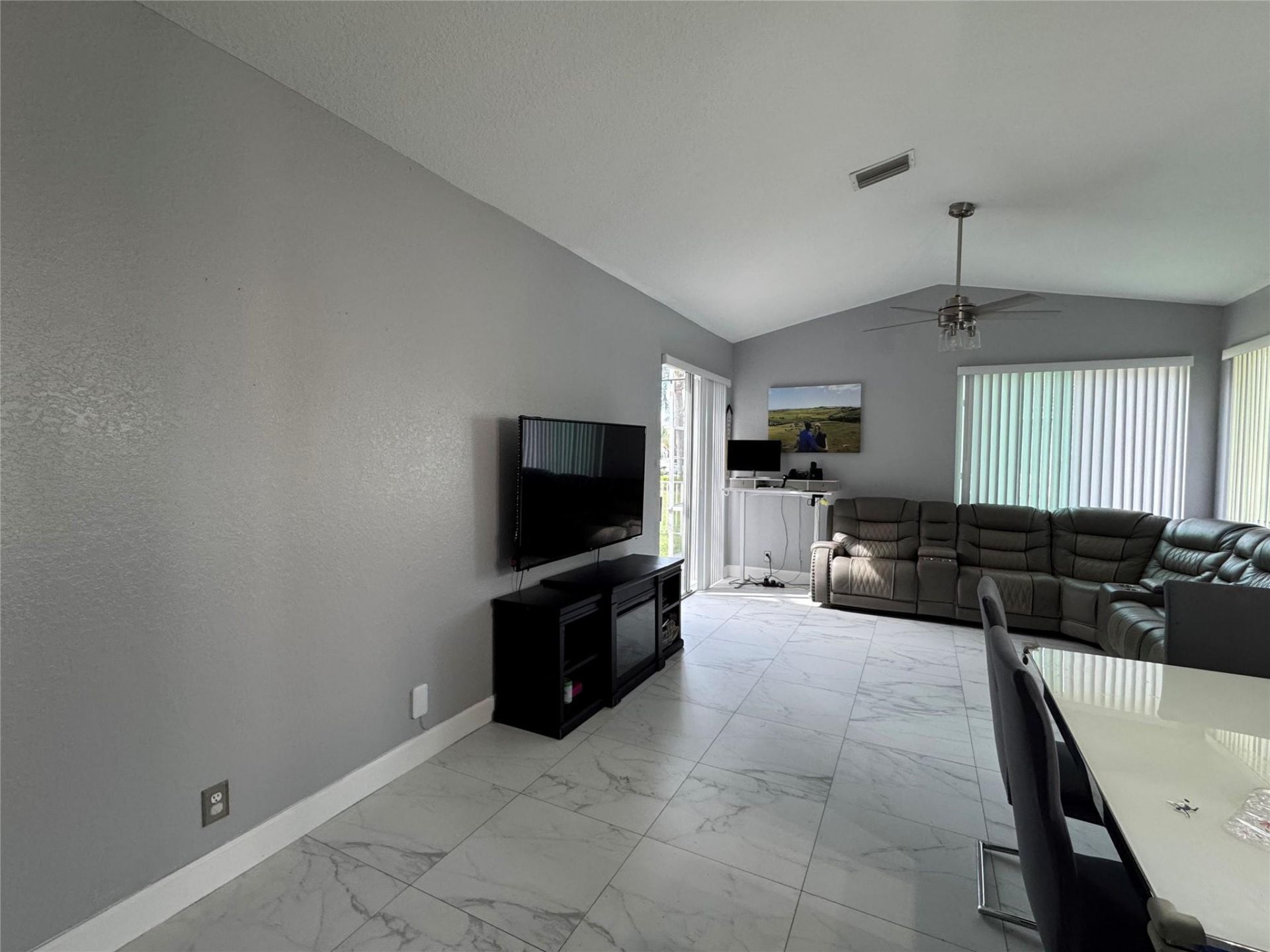1102 SW 158th Avenue, Pembroke Pines, FL 33027 Photo