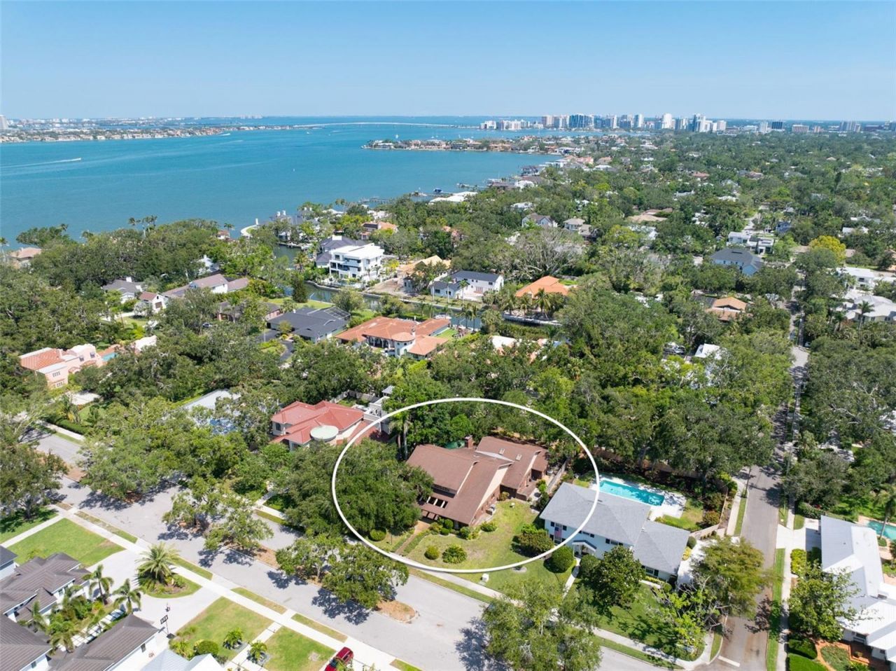 1671 South Drive, Sarasota, FL 34239 Photo