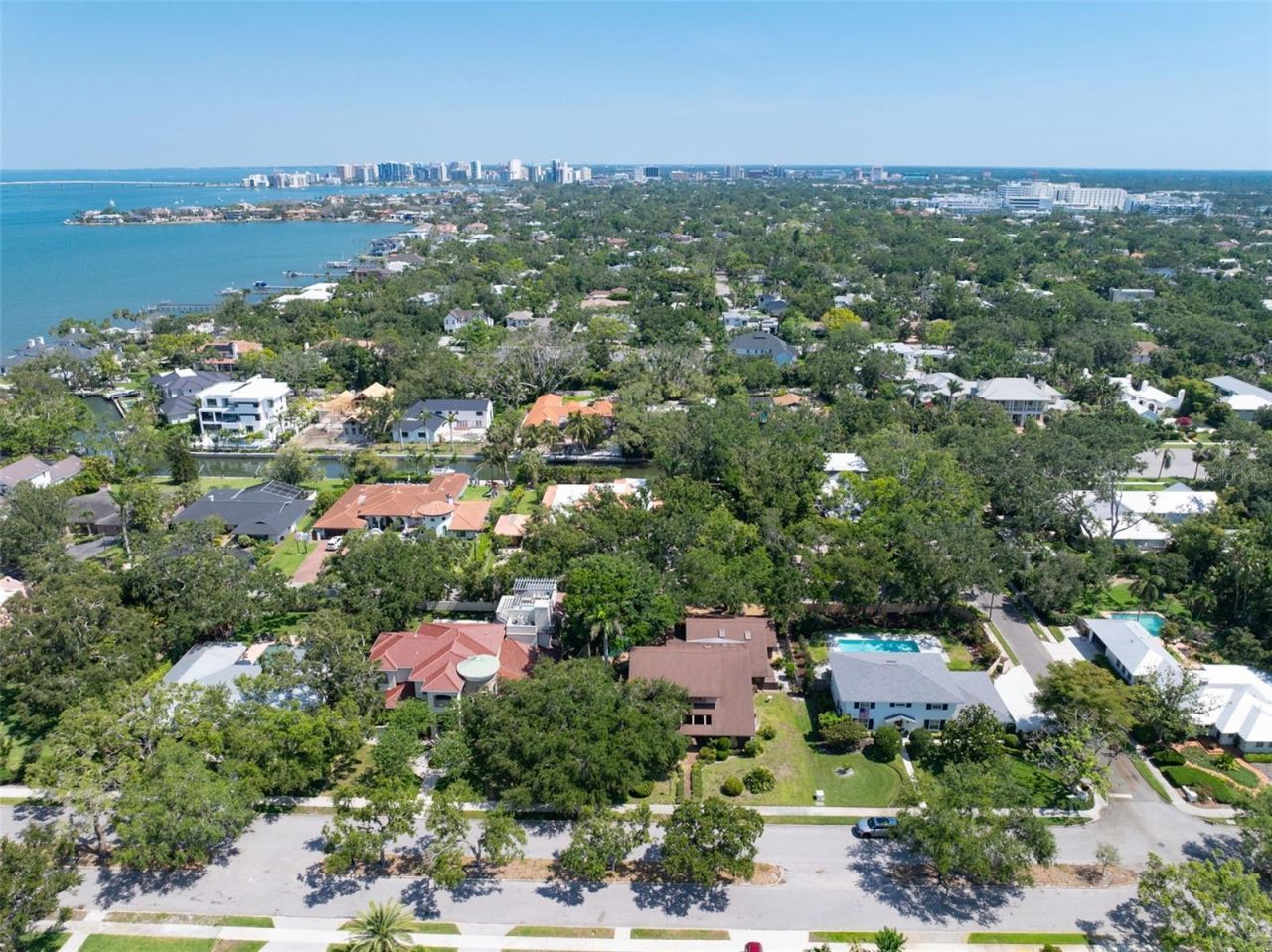 1671 South Drive, Sarasota, FL 34239 Photo