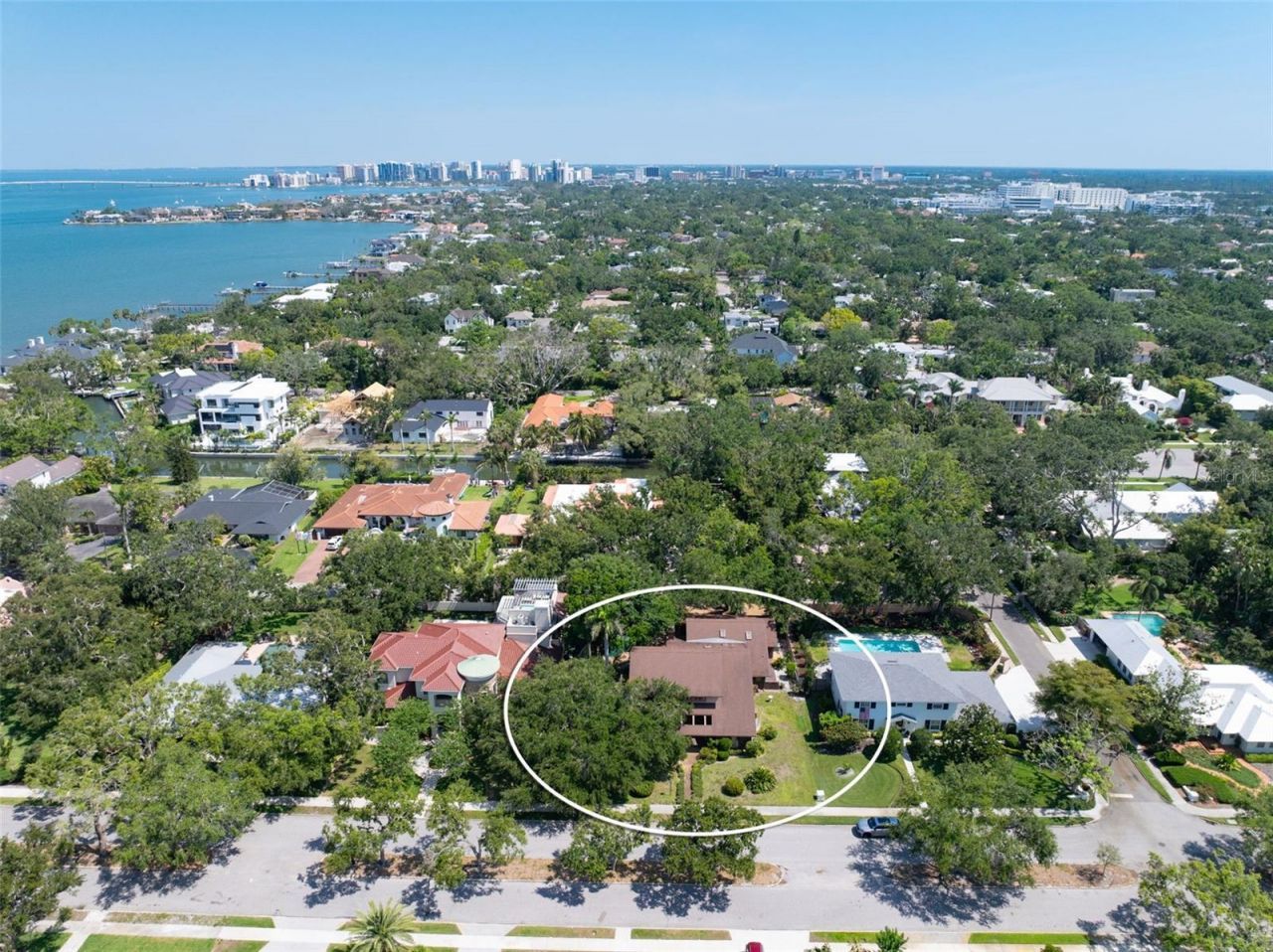 1671 South Drive, Sarasota, FL 34239 Photo