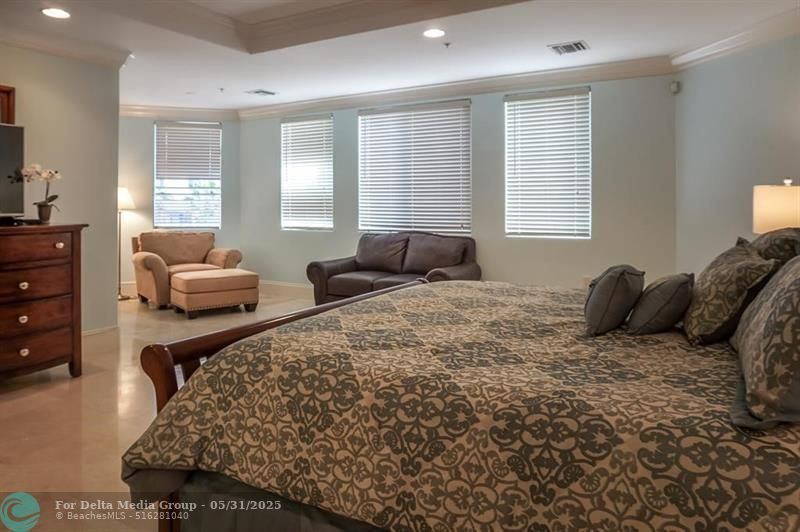 3035 Riomar Street, Fort Lauderdale, FL 33304 Photo