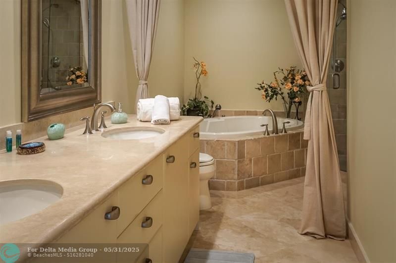 3035 Riomar Street, Fort Lauderdale, FL 33304 Photo